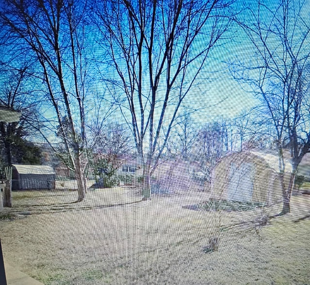 Building Photo - 1168 Leonard Dr