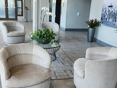 Building Photo - 2429 Locust St