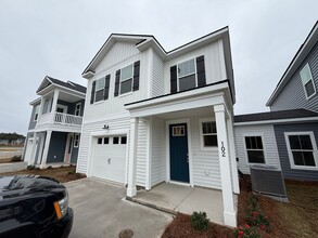 Building Photo - 3 Bedroom 2.5 Bathroom House in Hawthorne Landing - Goose Creek