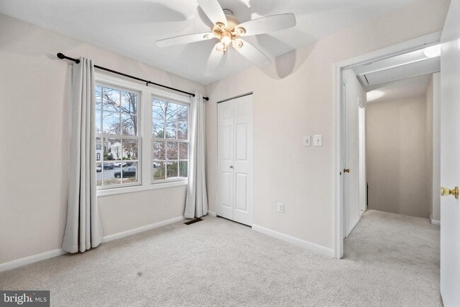 Building Photo - 2921 Lexington Ct