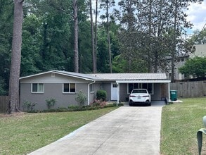 Building Photo - 1729 Ray Rd