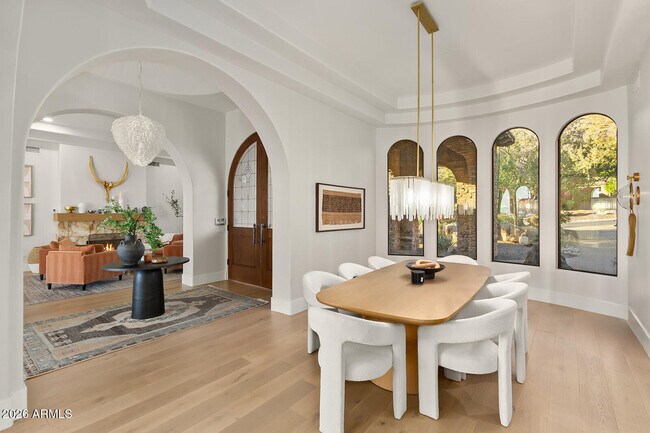 Building Photo - 11861 E Desert Trail Rd