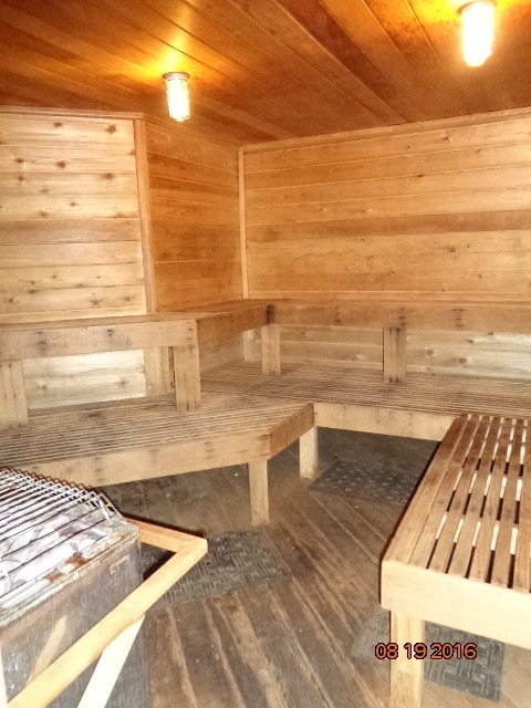 Building Photo - Wonderful 1 BR/1 BA Ground Floor Condo in Secured Bldg!