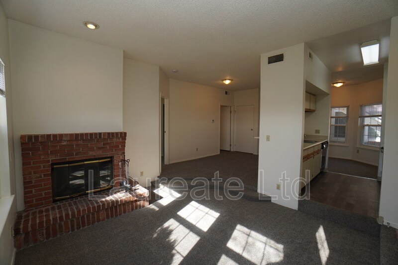 Building Photo - 4760 S Wadsworth Blvd