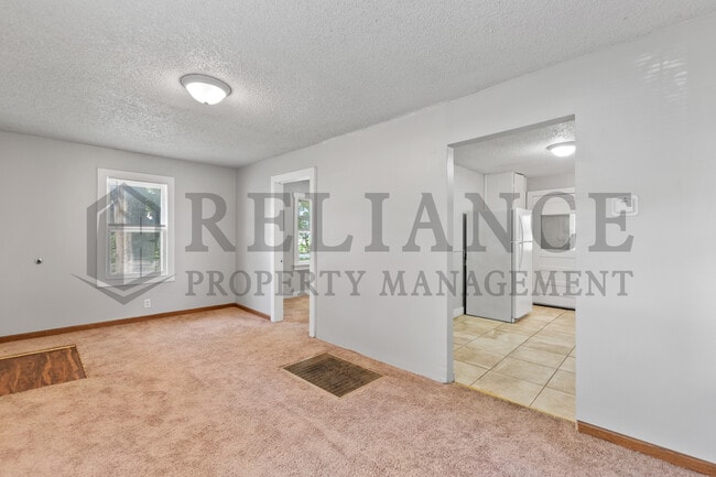 Building Photo - 217 S Kansas St