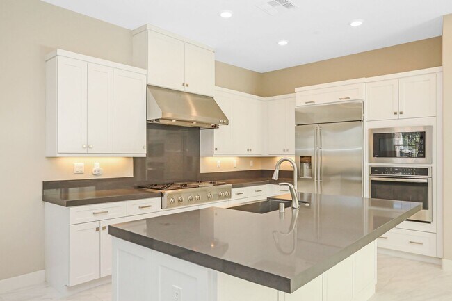 Building Photo - Elegant and Modern Living in Adagio in Cad...