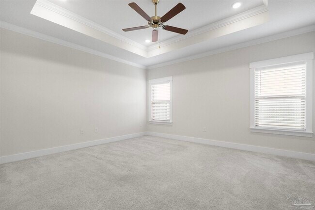 Building Photo - 704 Brambling Ct
