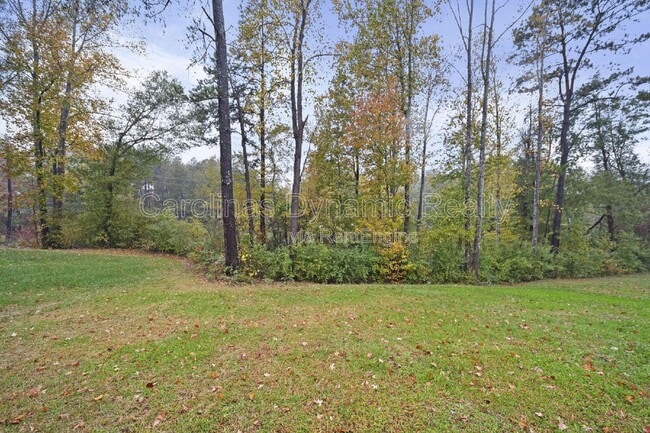 Building Photo - 711 Lackey St