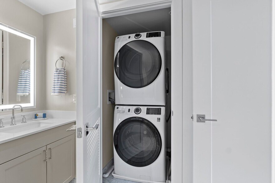 Building Photo - 925 N Fairfax St