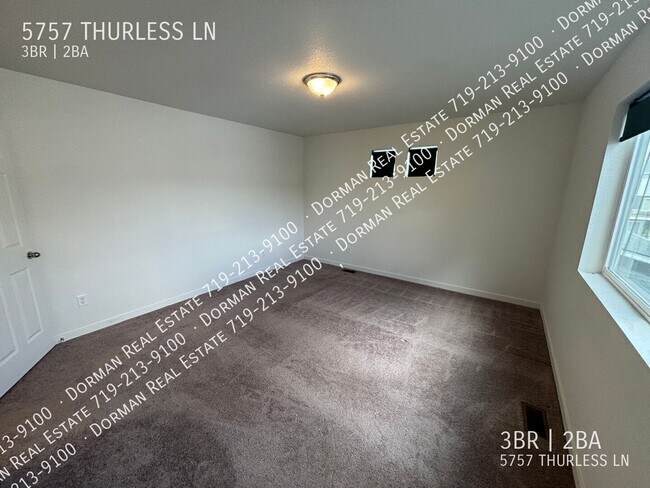 Building Photo - 5757 Thurless Ln