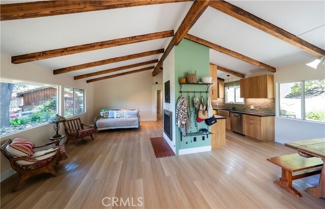 Building Photo - 12 Martingale Dr