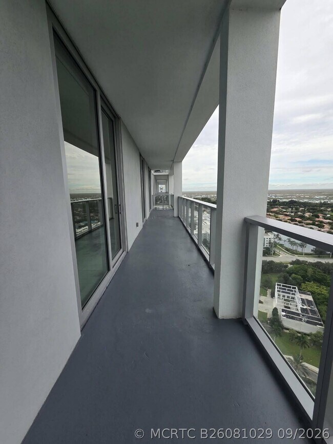 Building Photo - 2000 Metropica Wy
