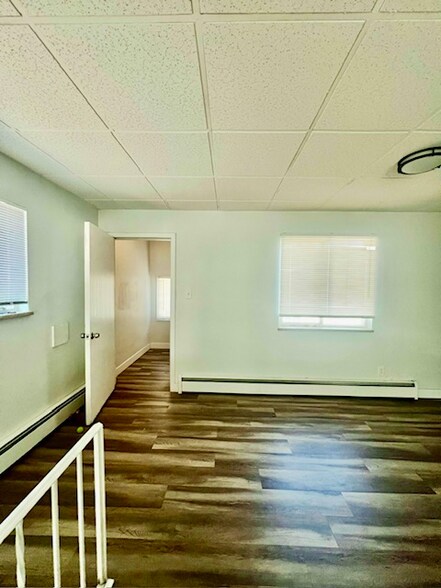 Building Photo - 1427 9th Ave