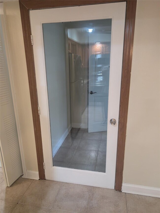 Building Photo - 1740 NW 60th Ave