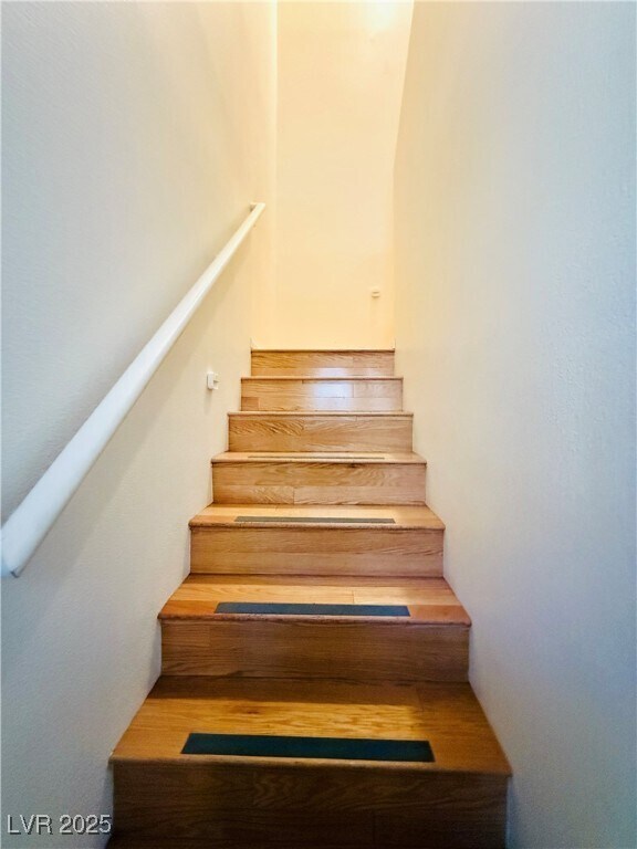 Building Photo - 8716 Red Brook Dr