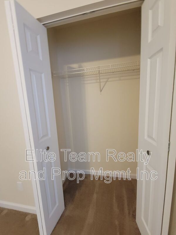 Building Photo - 3811 Mosscroft Ln