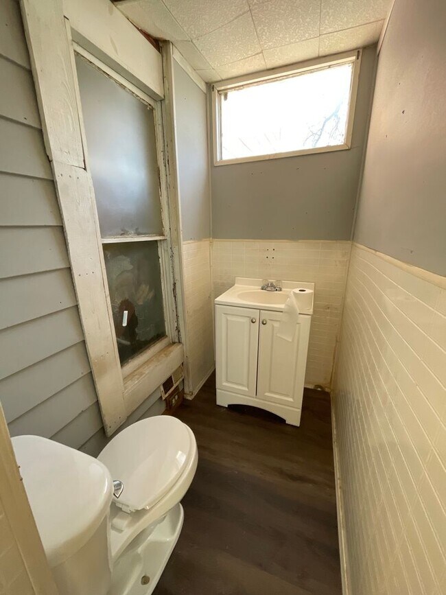 Building Photo - 209 Congress St