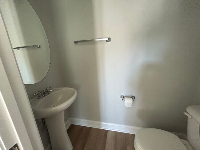 Building Photo - 1220 Grayson Ave