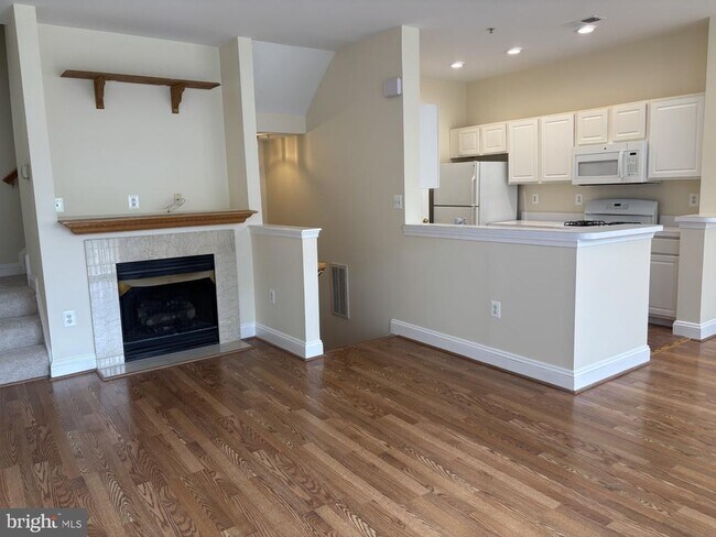 Building Photo - 21156 Domain Terrace
