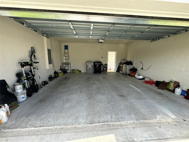 Building Photo - 4330 Meandering Bay Dr