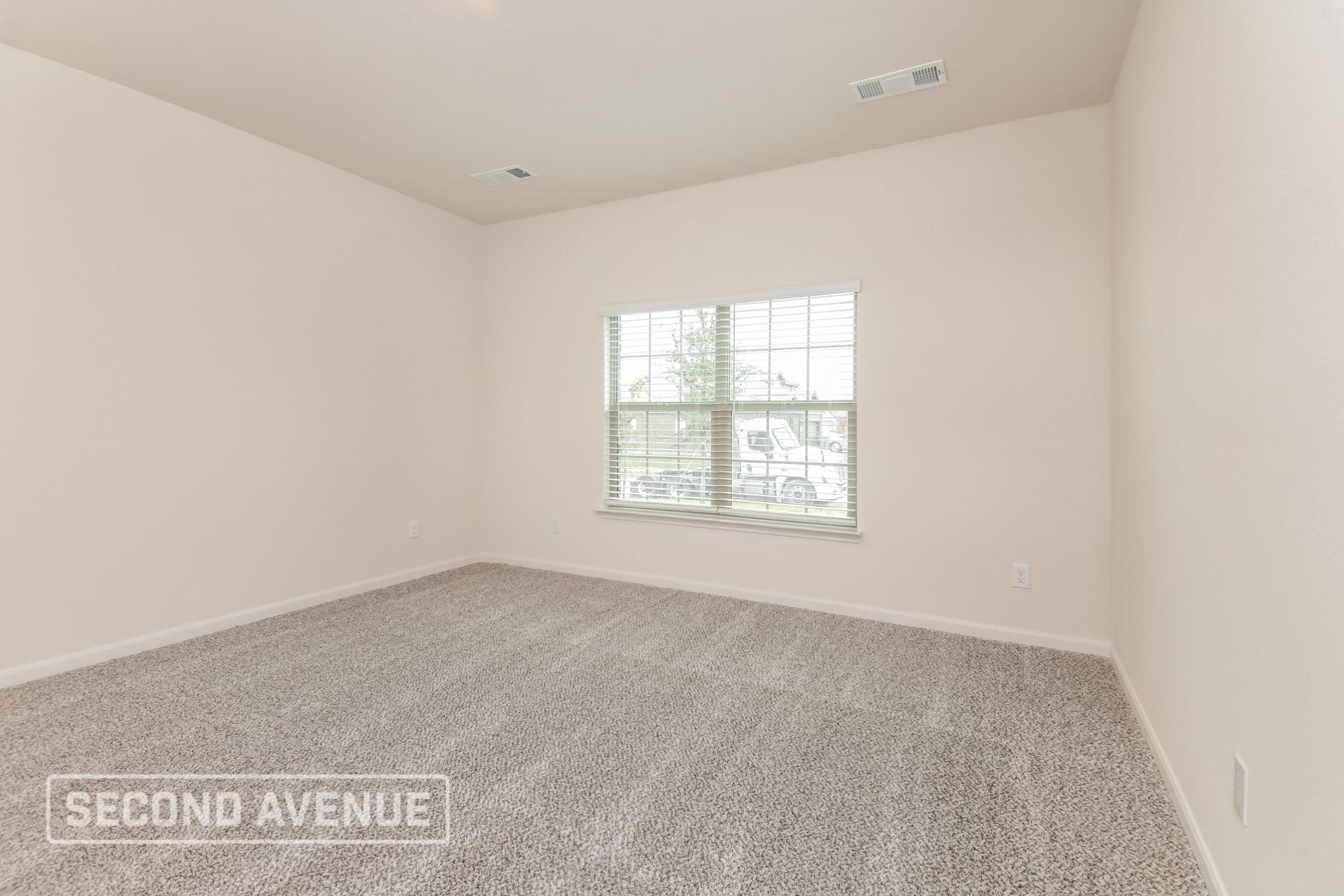 Building Photo - 841 Serena Dr