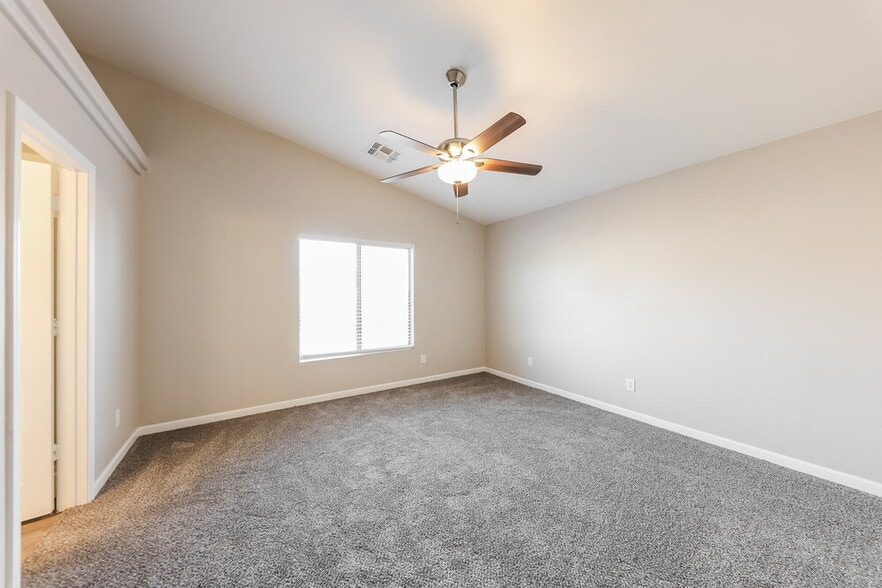 Building Photo - 14317 N 129th Dr