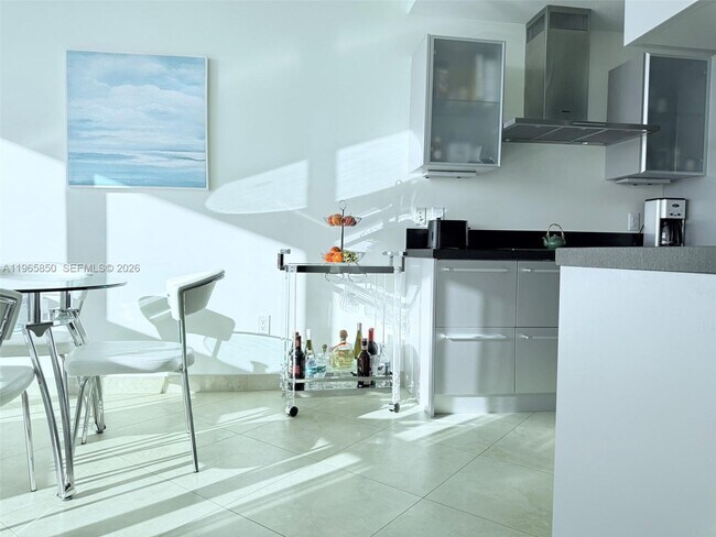 Building Photo - 18201 Collins Ave