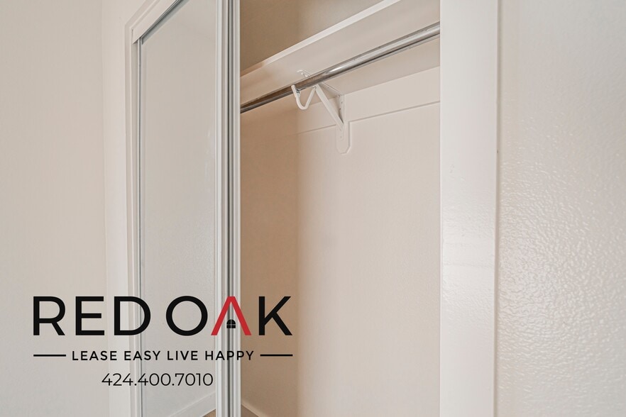 Building Photo - 1216 S Bonnie Brae St