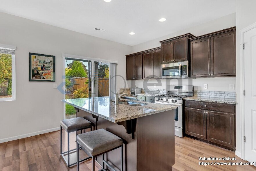 Building Photo - 2908 S White Salmon Dr