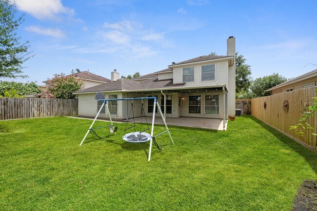 Building Photo - 22730 Tara Way Dr