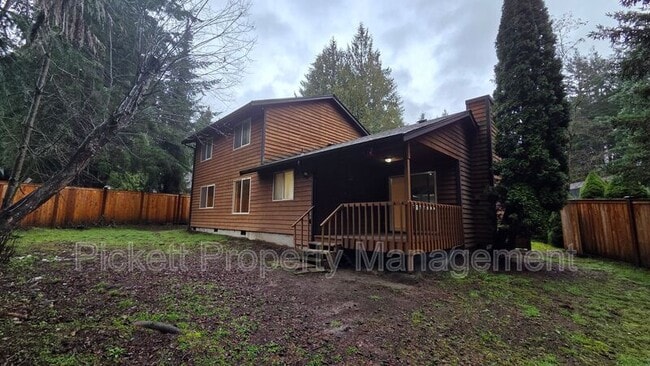 Building Photo - 565 NW Carolyn Ln