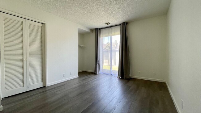 Building Photo - Upgraded 2 Bedroom, 2 Bathroom Cedar Creek Condo by Cal Poly