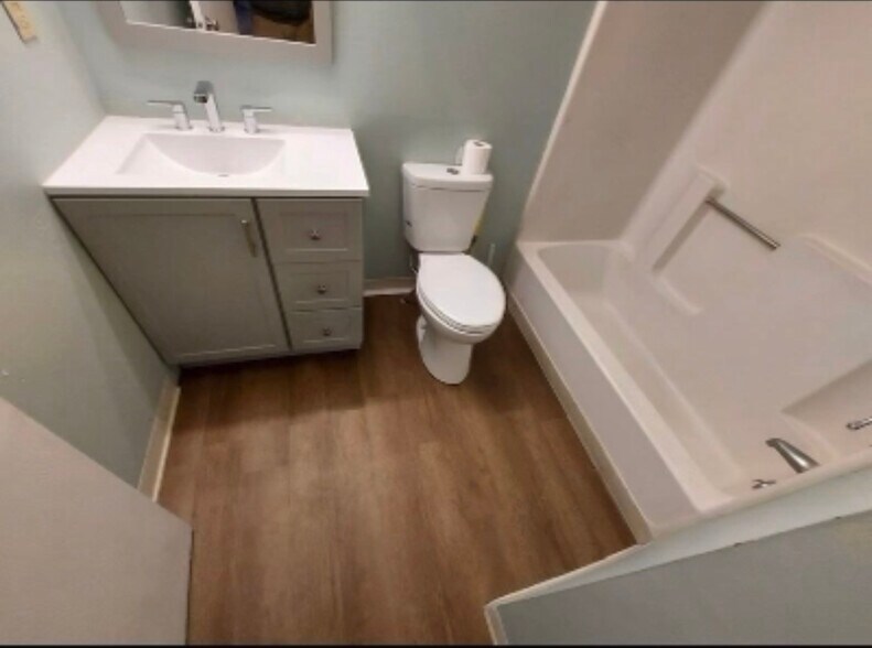 Building Photo - 80 Stanton St