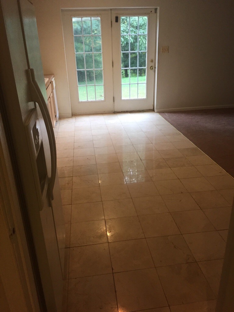 Kitchen 1 - 4300 Stablemere Ct