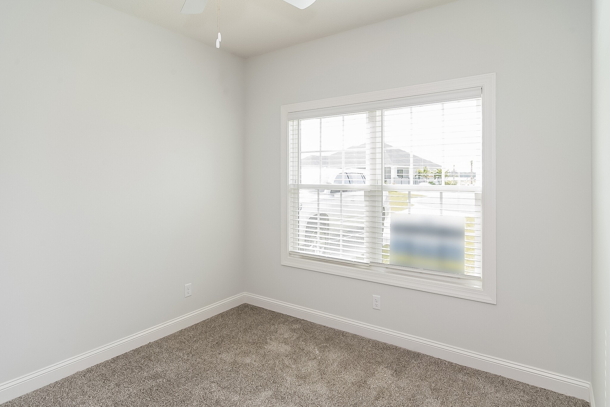 Building Photo - 1129 Walker Point Way