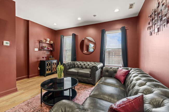 Primary Photo - 1306 N 22nd St