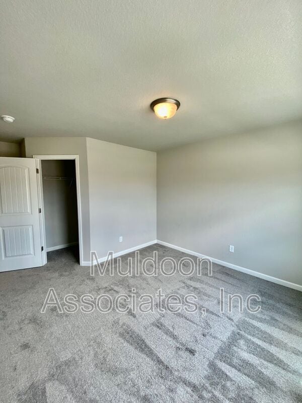 Building Photo - 4005 Tiberias Pt