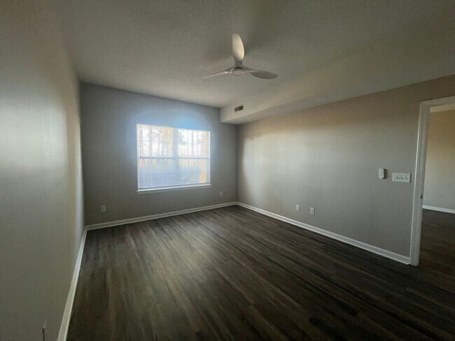 Building Photo - TURNBERRY PARK @ LEGENDS GOLF COMMUNITY