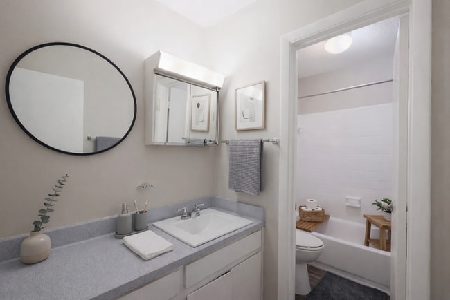 Building Photo - Spacious 1-Bedroom Living Near Emory & Toco Hills | 672 SF