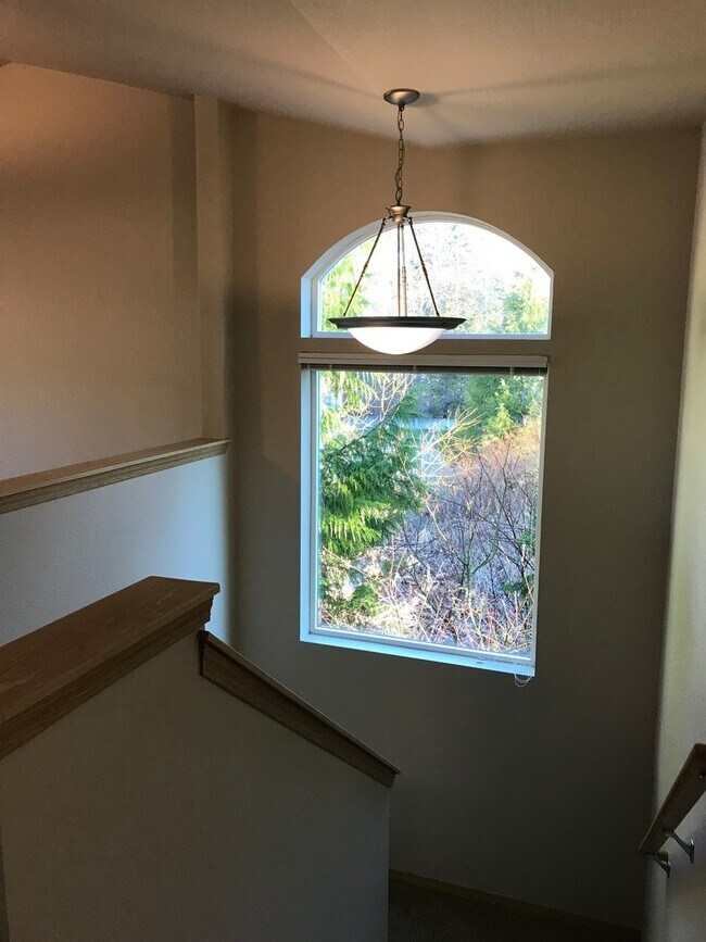 Building Photo - 1308 Mills Landing Ct SE