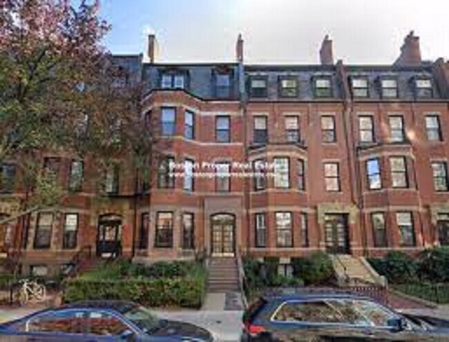 Primary Photo - 337 Beacon St