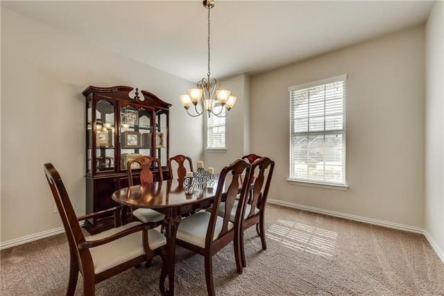 Building Photo - 1300 Poplar Dr