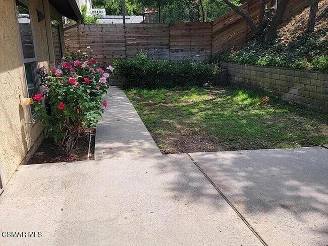 Building Photo - 28910 Calabria Dr