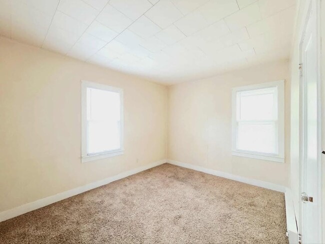 Building Photo - Charming 3 Bedroom, 2 Bath House For Rent!!