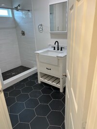 Building Photo - 4705 16th Ave