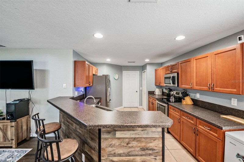 Building Photo - 11367 Cocoa Beach Dr