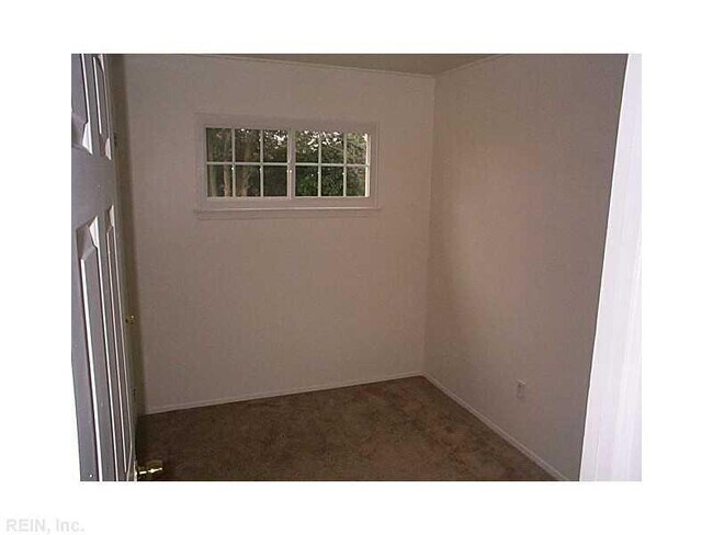 Building Photo - 4733 Adler Ave