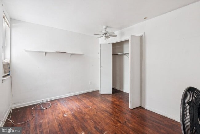 Building Photo - 1806 W Diamond St