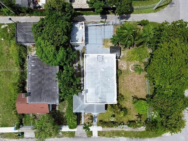 Building Photo - 651 NW 47th Terrace