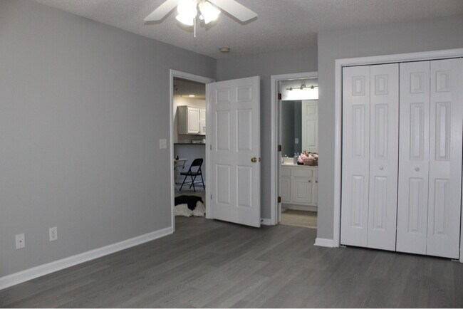 Building Photo - 217 Egret Run Ln